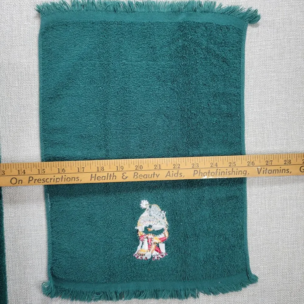 Vintage Cotton Terry Cloth Holiday Towel 2pcs Set Green Winter Snowman Holiday